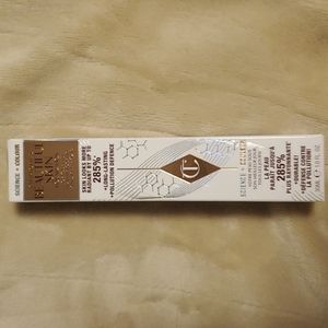 Charlotte Tilbury Beautiful skin foundation serum
